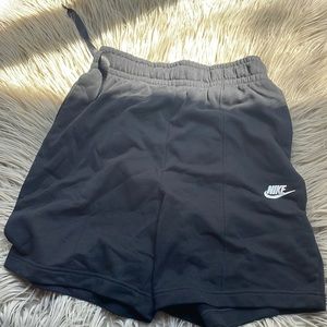 Nike Women’s side drawstring